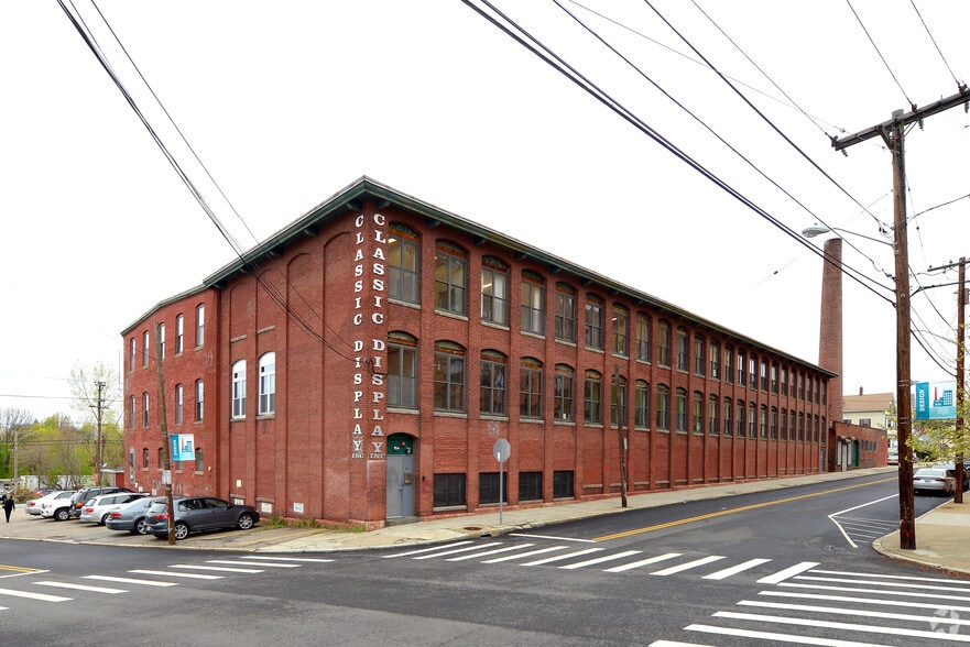 Primary Photo Of 80 Fountain St, Pawtucket Warehouse For Lease