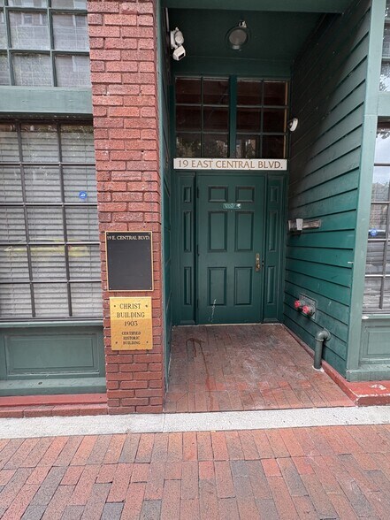 More Photos Of 19 E Central Blvd, Orlando Office For Sale