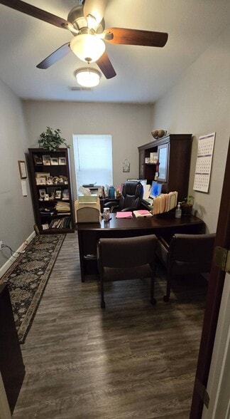 More Photos Of 2215 N Fresno St, Fresno Medical For Sale