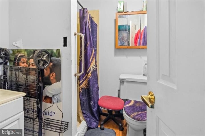 More Photos Of 301 S Ann St, Baltimore Storefront Retail Residential For Sale