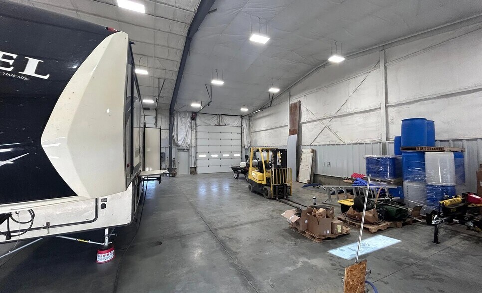 More Photos Of 1557 N 800 E, Shelley Industrial For Lease