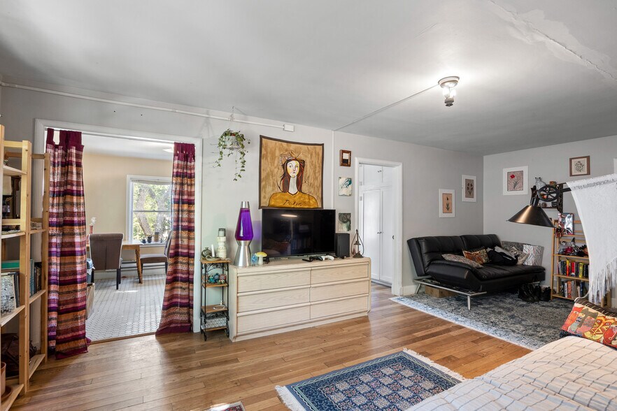 More Photos Of 905 E 200 S, Salt Lake City Apartments For Sale
