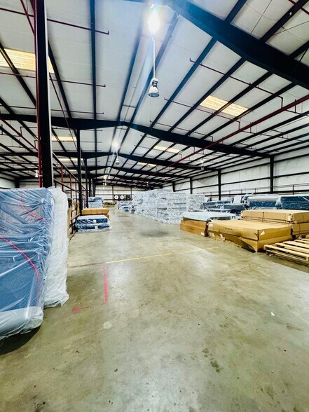 More Photos Of 226 Micolas St, Opp Warehouse For Sale