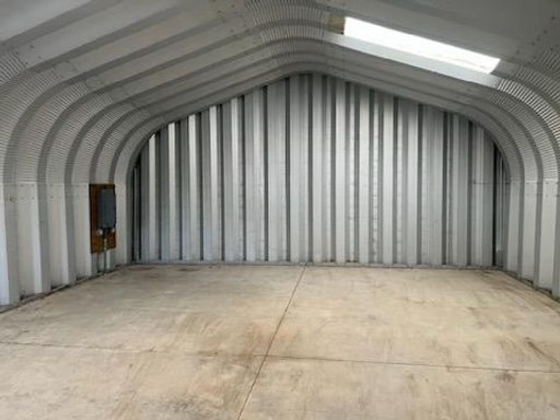 More Photos Of 414 Joslen Blvd, Hudson Warehouse For Lease