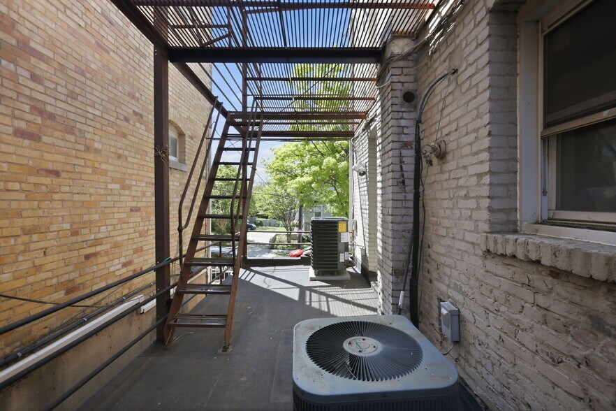 More Photos Of 2701 12th St NE, Washington Storefront Retail Office For Sale