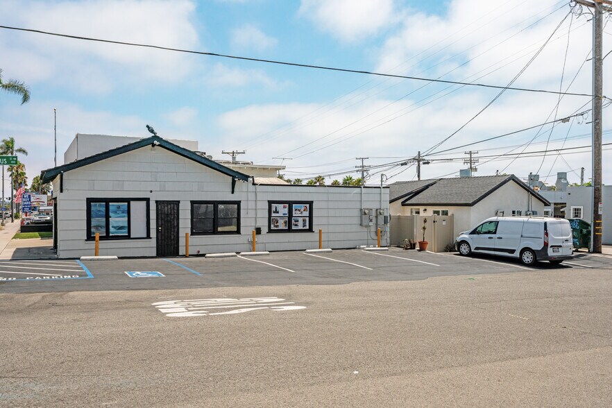 More Photos Of 1101 S Coast Hwy, Oceanside Storefront For Lease