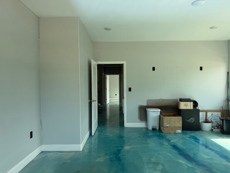 More Photos Of 2253 Boyds Creek Hwy, Sevierville Flex For Sale