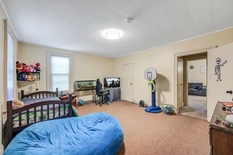 More Photos Of 535 Green Ridge St, Scranton Storefront Retail Residential For Sale