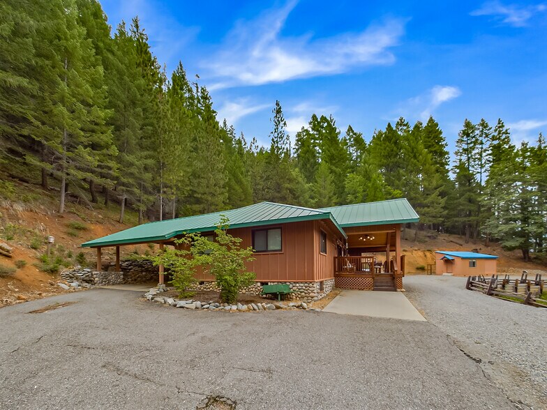 More Photos Of 10 Estabrook, Trinity Center Land For Sale