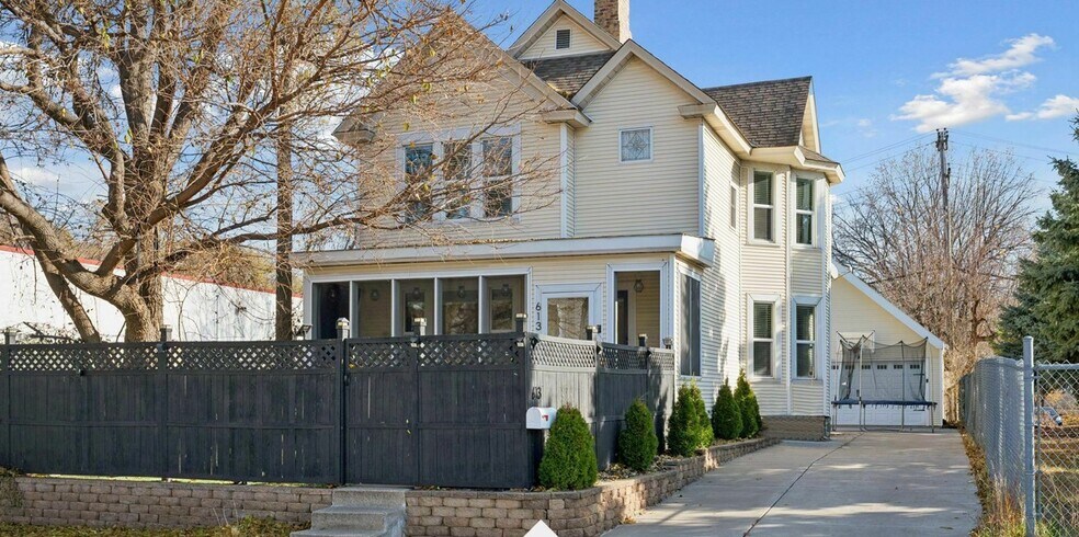 Primary Photo Of 613 Harrison St NE, Minneapolis Industrial For Sale