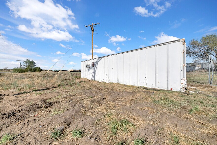 More Photos Of 104 Main St, Wiggins Industrial For Sale