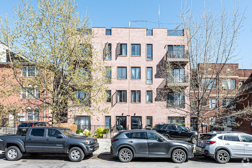 More Photos Of 199-201 Chauncey St, Brooklyn Apartments For Sale
