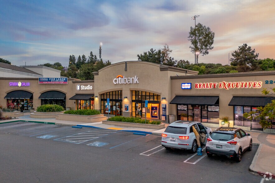 More Photos Of 2220-2290 Otay Lakes Rd, Chula Vista Unknown For Lease