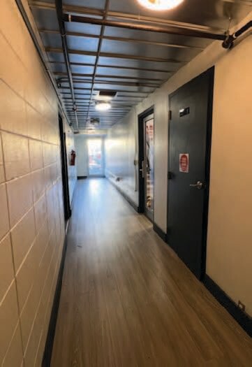 More Photos Of 822 W Central Blvd, Orlando Flex For Lease