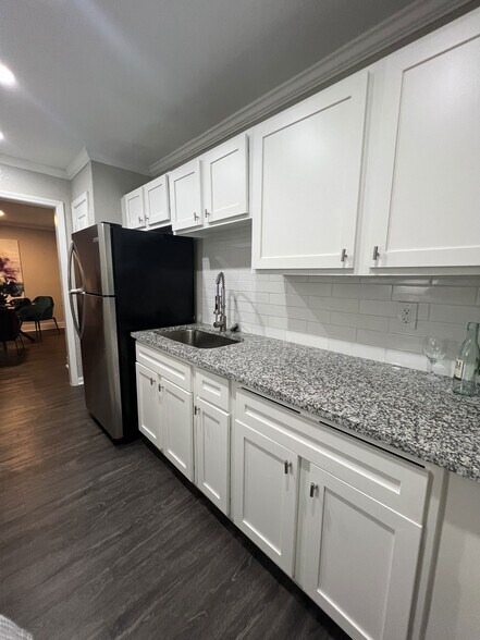 More Photos Of 55 Pharr Rd NW, Atlanta Apartments For Sale