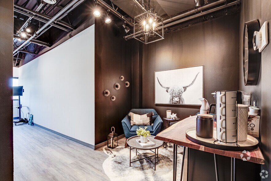 More Photos Of 14525 Hwy 7, Minnetonka Medical For Lease