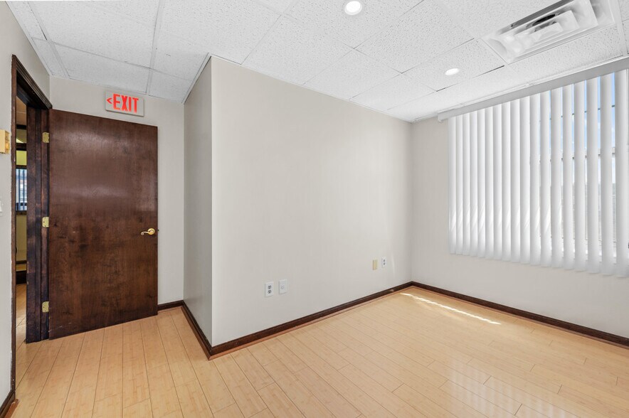 More Photos Of 459 Broadway, Everett Office For Lease