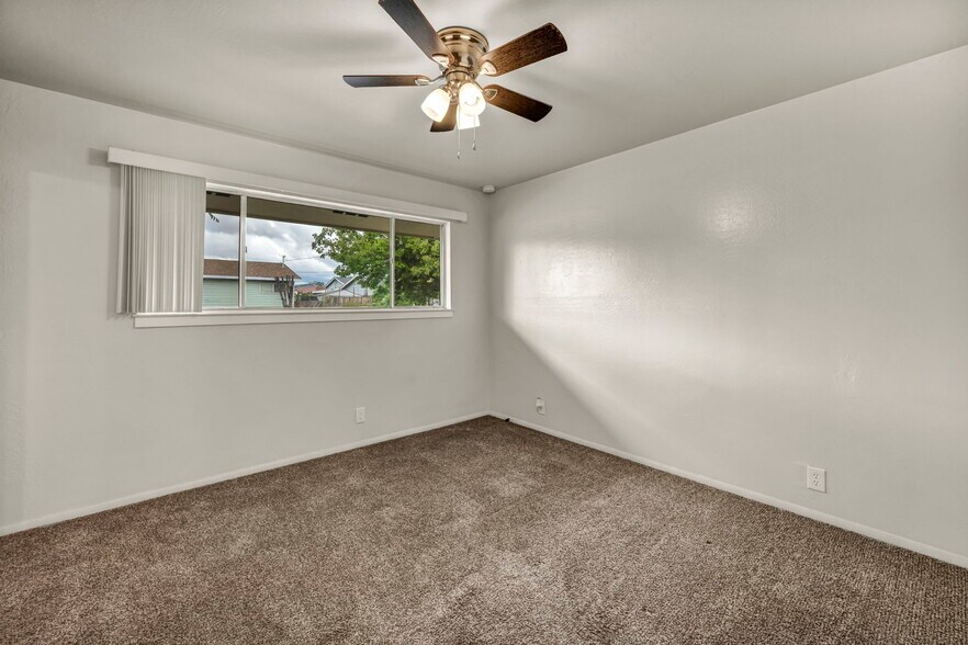 More Photos Of 908 12th St, Sparks Apartments For Sale