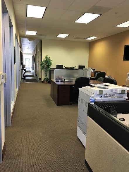 More Photos Of 5107-5131 Lone Tree Way, Antioch Medical For Sale