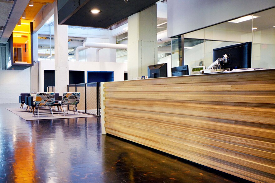 More Photos Of 950 S 10th St, Omaha Office For Lease