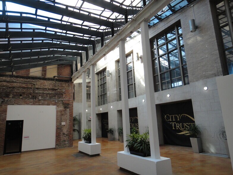 More Photos Of 955 Main St, Bridgeport Apartments For Lease