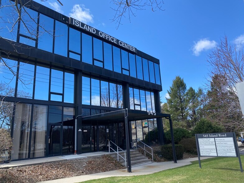 More Photos Of 545 Island Rd, Ramsey Medical For Lease