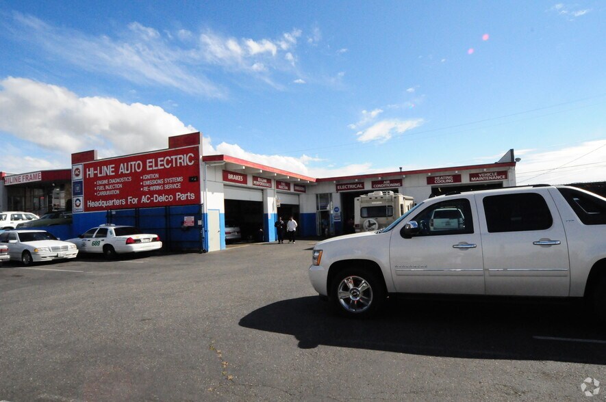 More Photos Of 823 SW 148th St, Burien Auto Repair For Sale