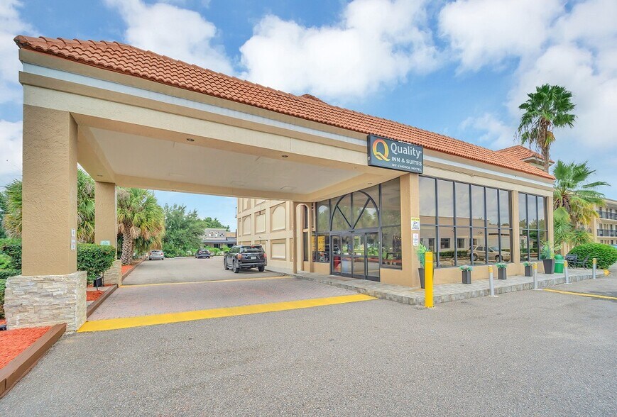 More Photos Of 7785 W Irlo Bronson Memorial Hwy, Kissimmee Hospitality For Sale