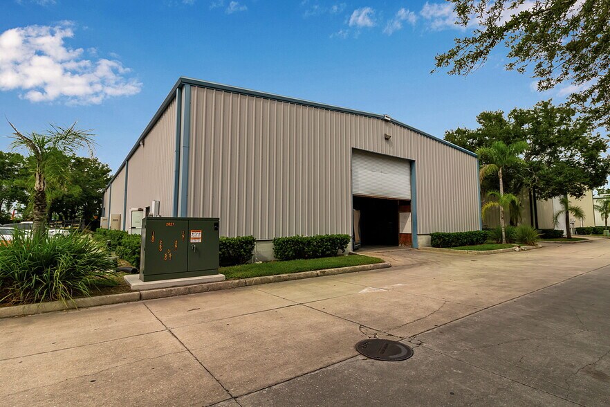 More Photos Of 2005 60th Pl E, Bradenton Industrial For Sale