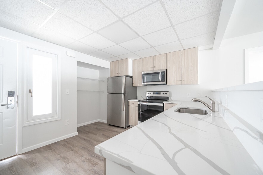 More Photos Of 1030 Federal Rd, Brookfield Apartments For Sale