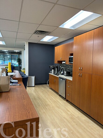 More Photos Of 2710 Sunrise Rim Rd, Boise Office For Lease