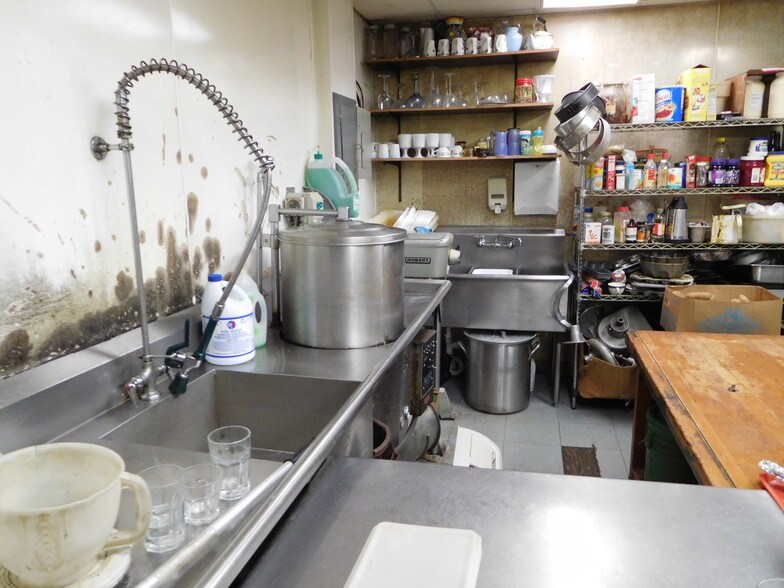 200 Buckhannon Pike, Clarksburg, WV 26301 Hotel For Sale