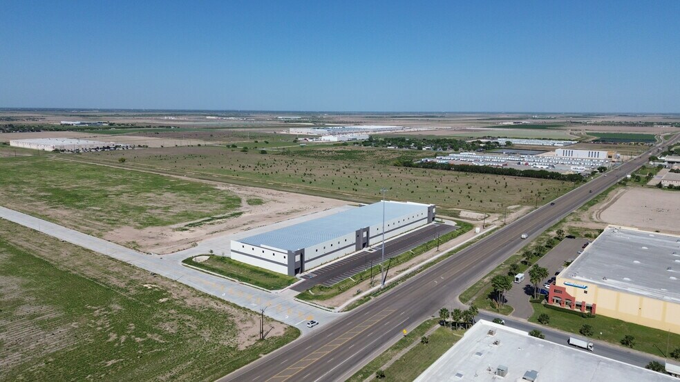 More Photos Of 890 Military Highway, Pharr Distribution For Lease