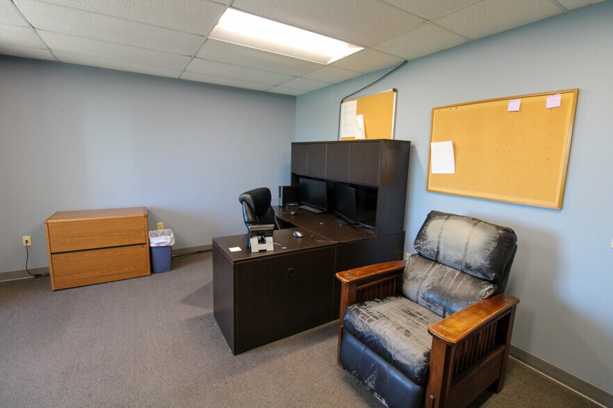 More Photos Of 6059 159th St, Galva Food Processing For Sale