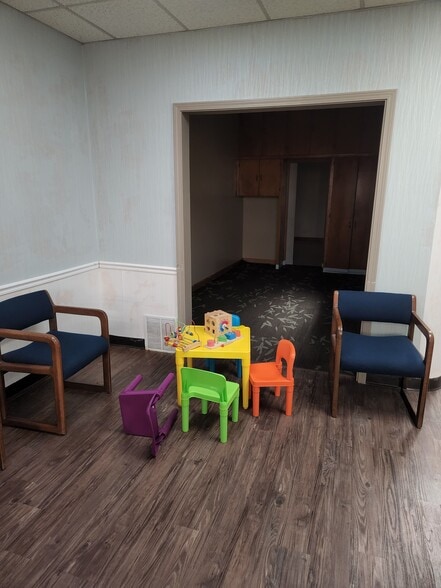 More Photos Of 6235 S Kedzie Ave, Chicago Skilled Nursing Facility For Sale