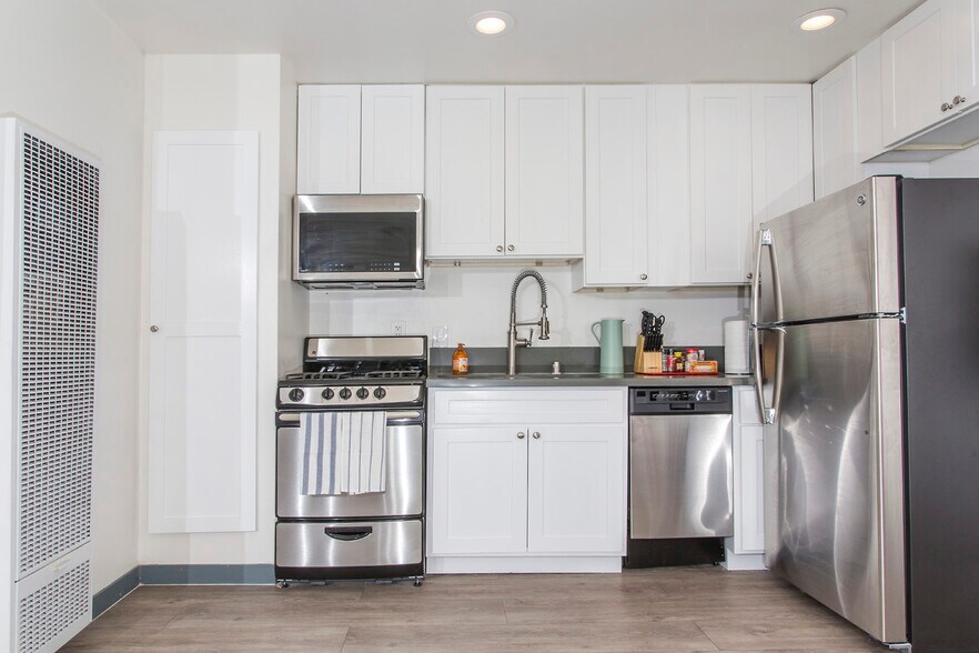 More Photos Of 12128 Ramona Ave, Hawthorne Apartments For Sale