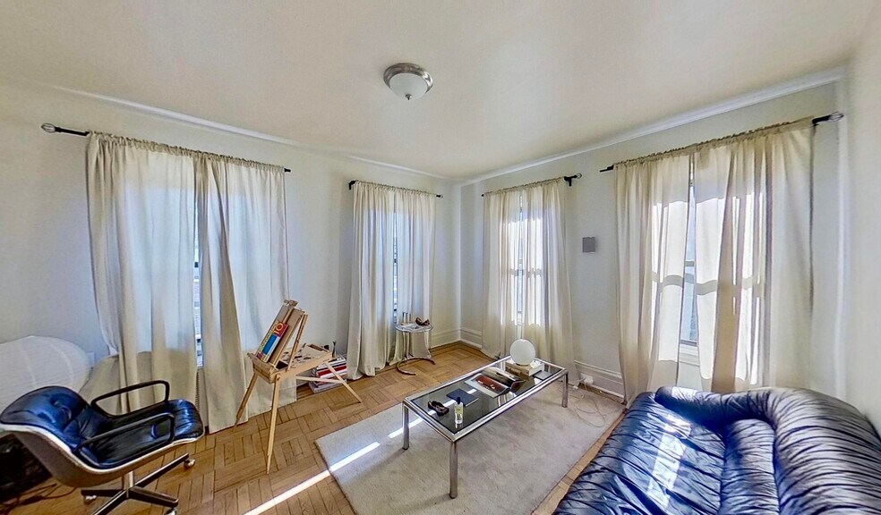 More Photos Of 55-19 Metropolitan Ave, Ridgewood Apartments For Sale