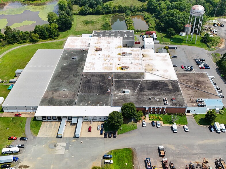 Primary Photo Of 1 Cleveland St, Gordonsville Warehouse For Lease
