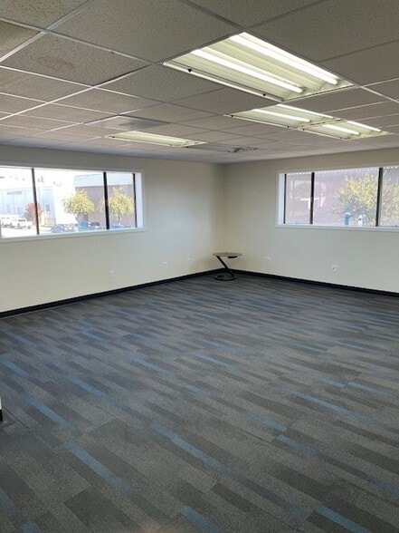 More Photos Of 16257 Illinois Ave, Paramount Warehouse For Sale