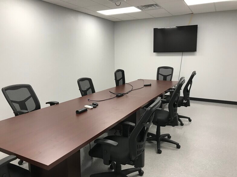 More Photos Of 5602 E Hwy 66, El Reno Industrial For Sale
