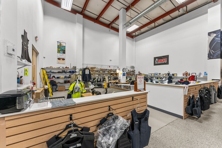 More Photos Of 20 Bellows Rd, Raynham Warehouse For Lease