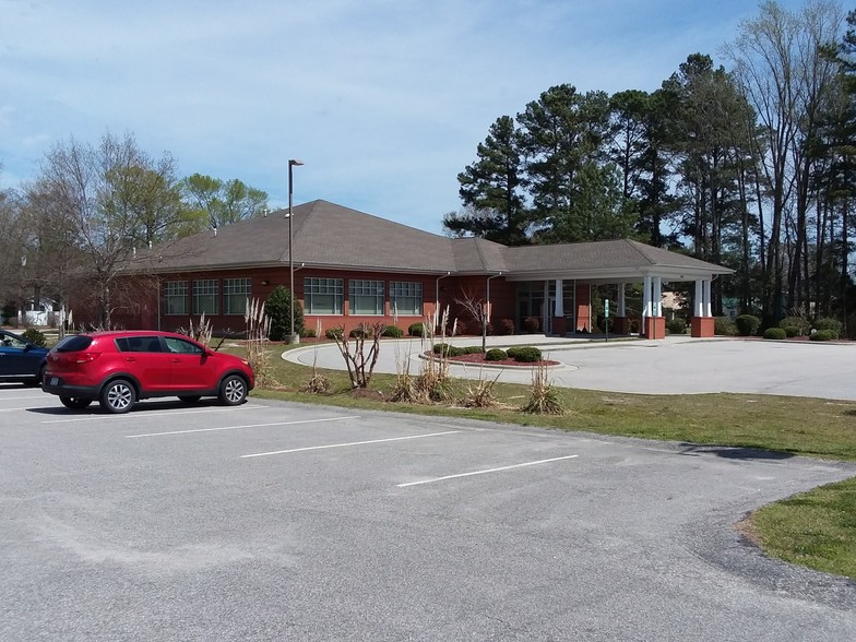 564 W McLean St, Saint Pauls, NC 28384 - Medical For Sale Cityfeet.com