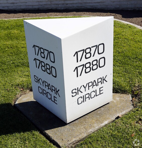 More Photos Of 17870 Sky Park Cir, Irvine Unknown For Lease