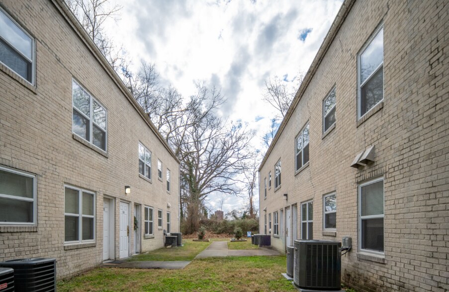 More Photos Of 313-319 2nd Ave, Quantico Apartments For Sale