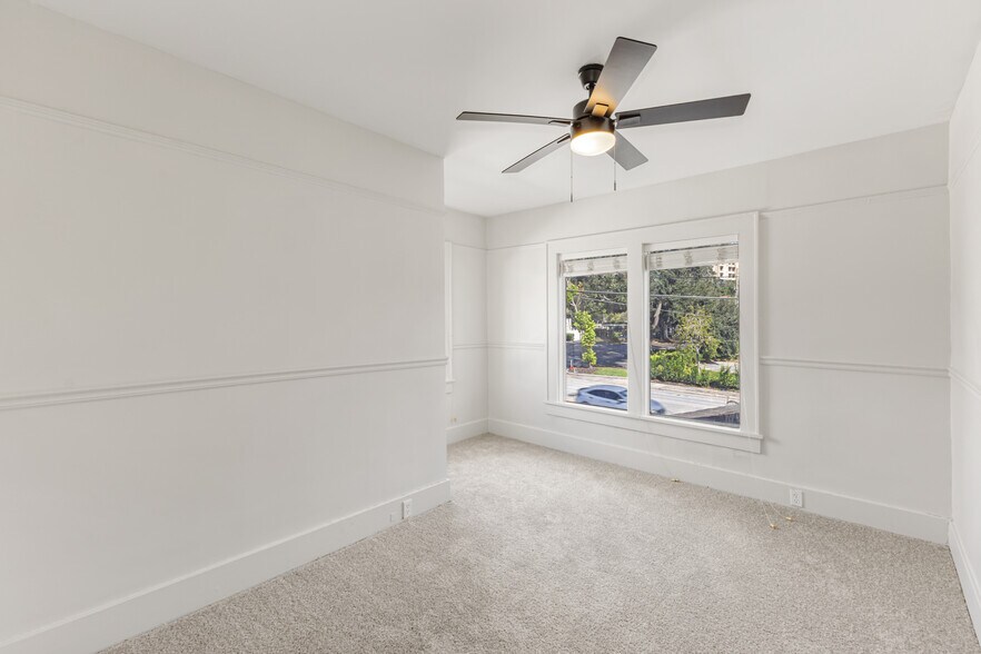 More Photos Of 138 E Gore St, Orlando Medical For Sale