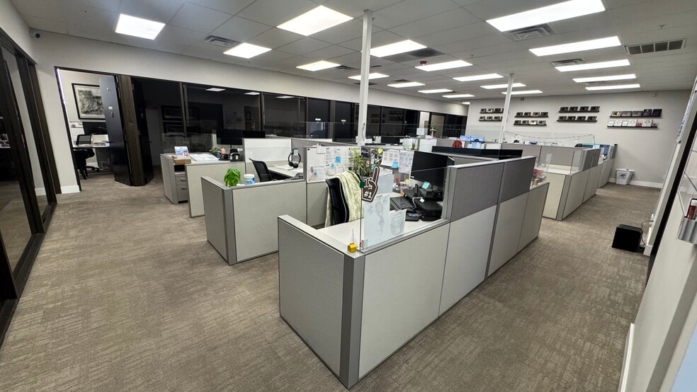 More Photos Of 745 S 100 E, Provo Light Manufacturing For Sale