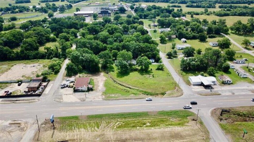 More Photos Of 909 S Garfield Ave, Kiowa Convenience Store For Sale