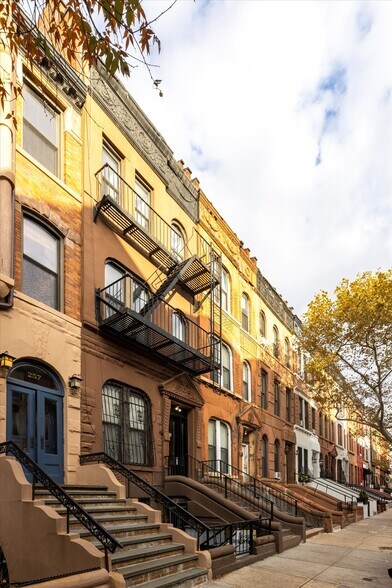 More Photos Of 255 W 136th St, New York Apartments For Sale