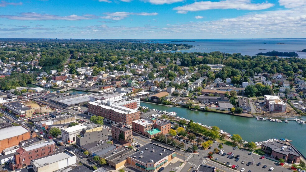 More Photos Of 14-20 Willett Ave, Port Chester Office For Lease