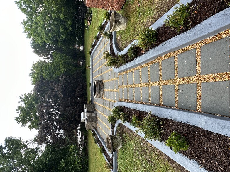 More Photos Of 3 Greenhill Pky, Birmingham Apartments For Sale